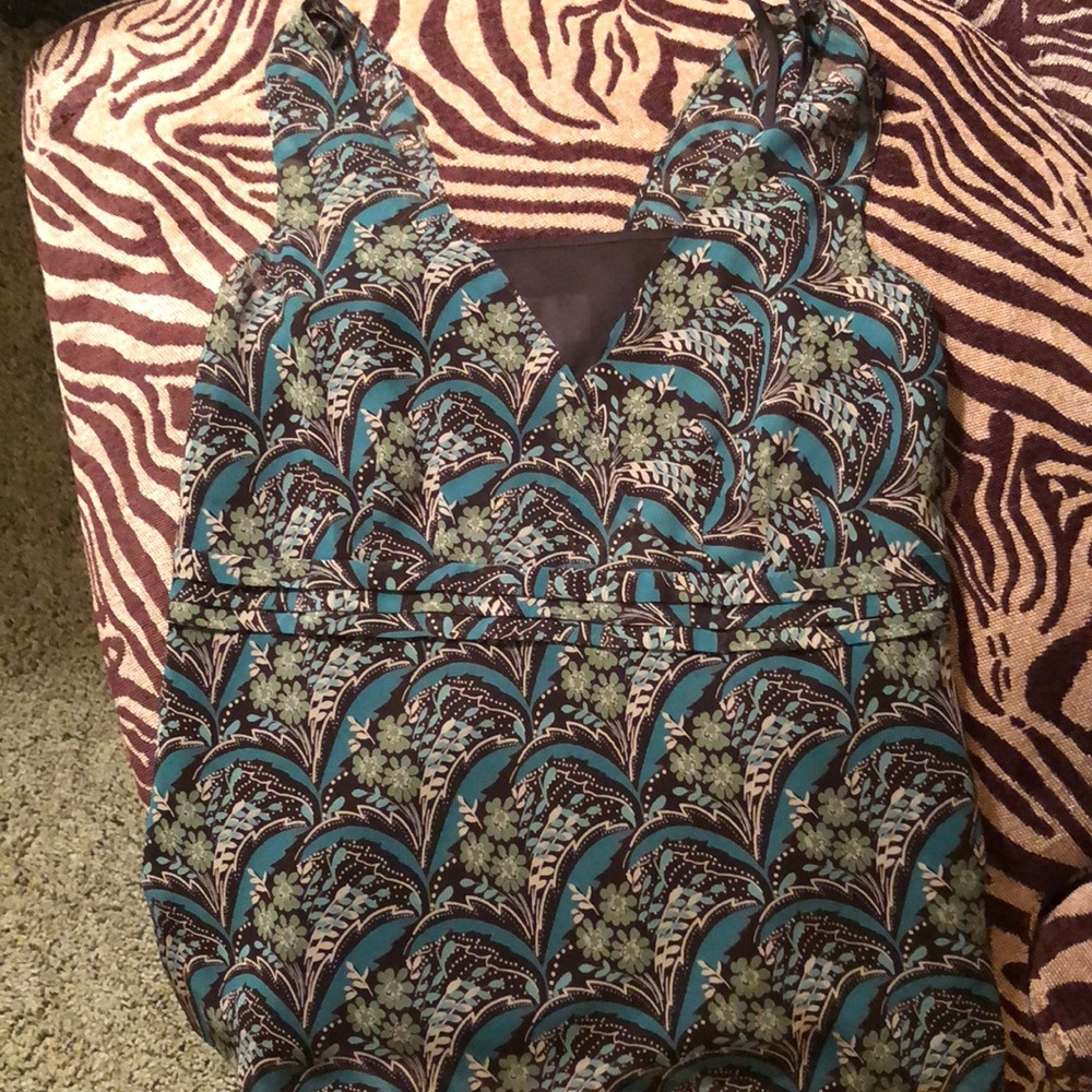Loft sleeveless Top